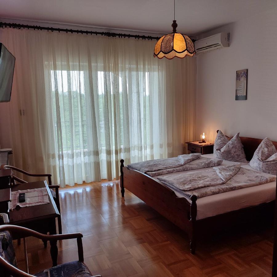 Apartments Desiree & Daniel ดรามัลย์ ภายนอก รูปภาพ